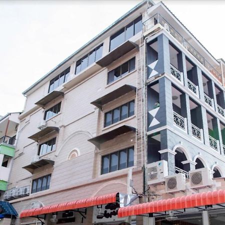 Budget Inn Pattaya ภายนอก รูปภาพ