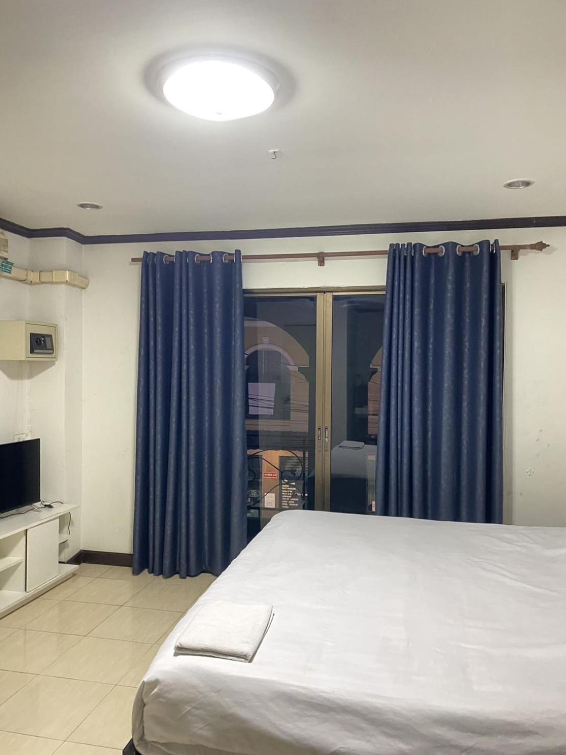 Budget Inn Pattaya ภายนอก รูปภาพ