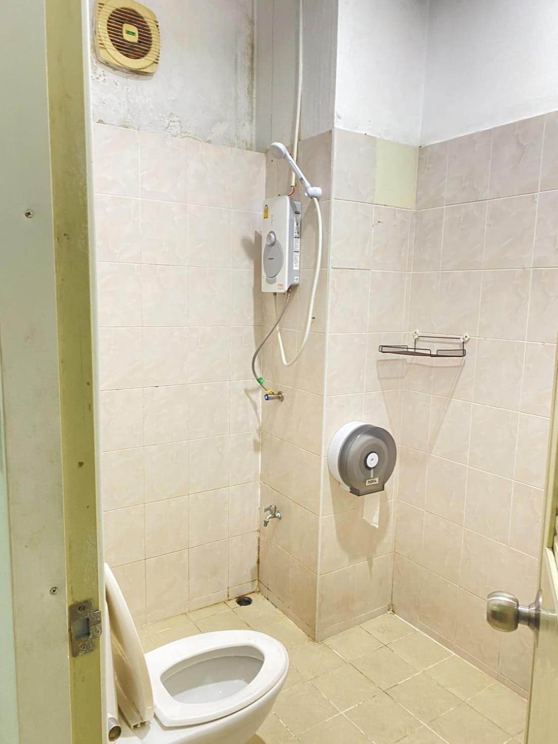 Budget Inn Pattaya ภายนอก รูปภาพ